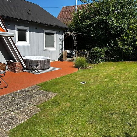Behagliches Nurdachhaus Im Ferienhausgebiet Langelsheim Exterior foto